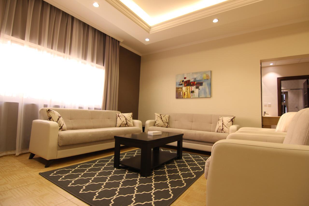 Sand Beach Suites Rayyis Bagian luar foto